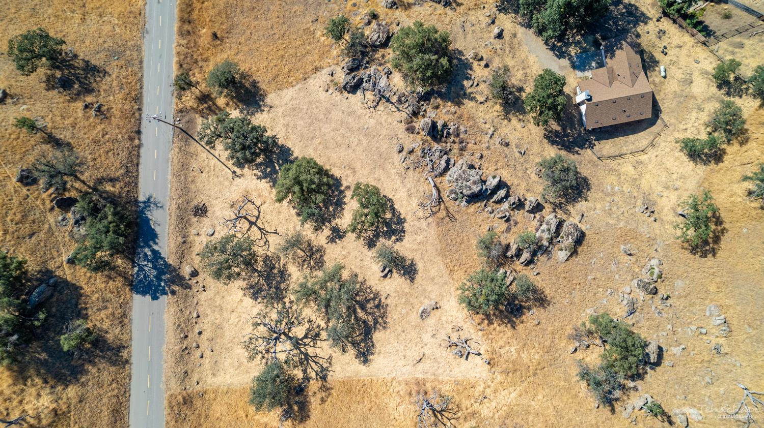 Alameda Place, Tehachapi