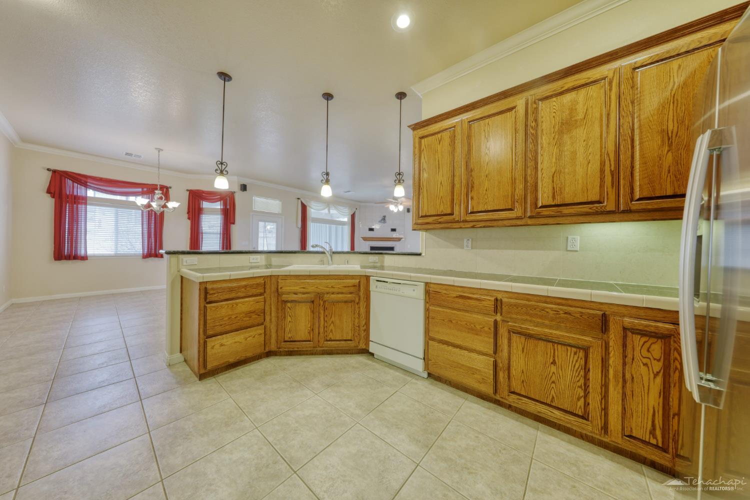 Coyote Court photo 18