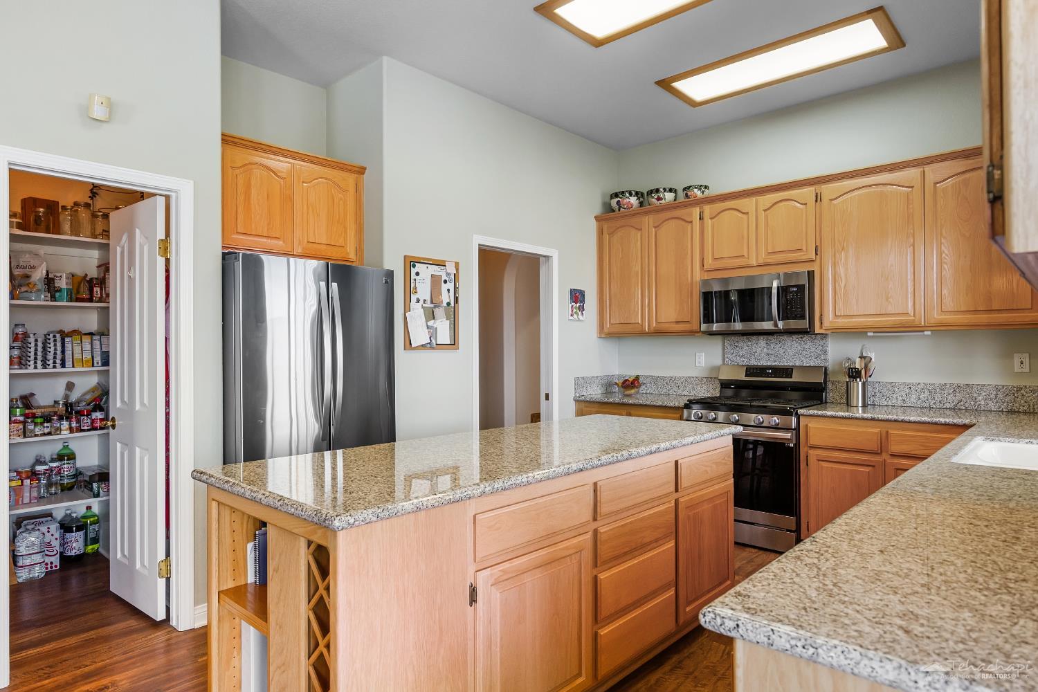 Fox Ridge Court photo 21