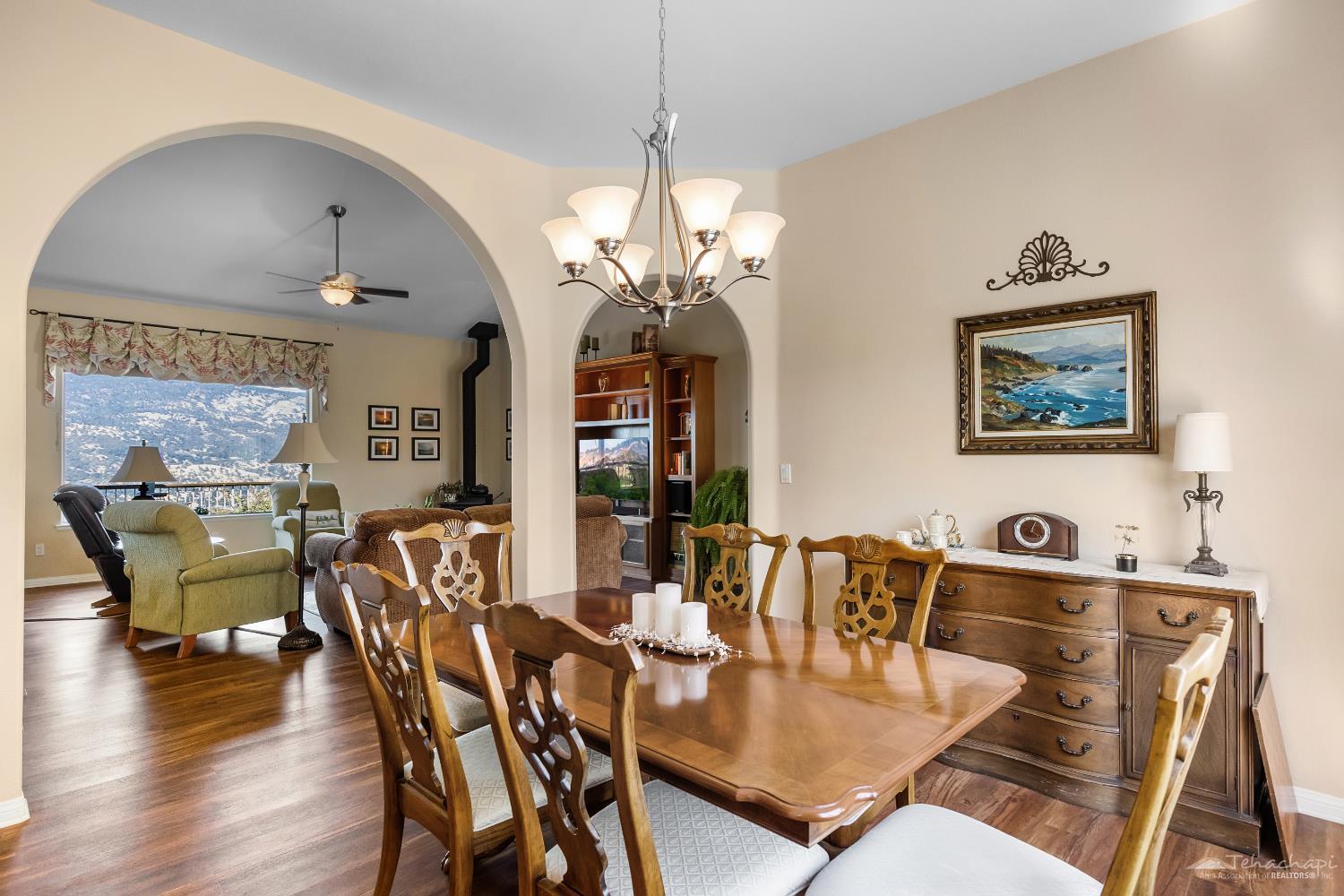 Fox Ridge Court photo 8
