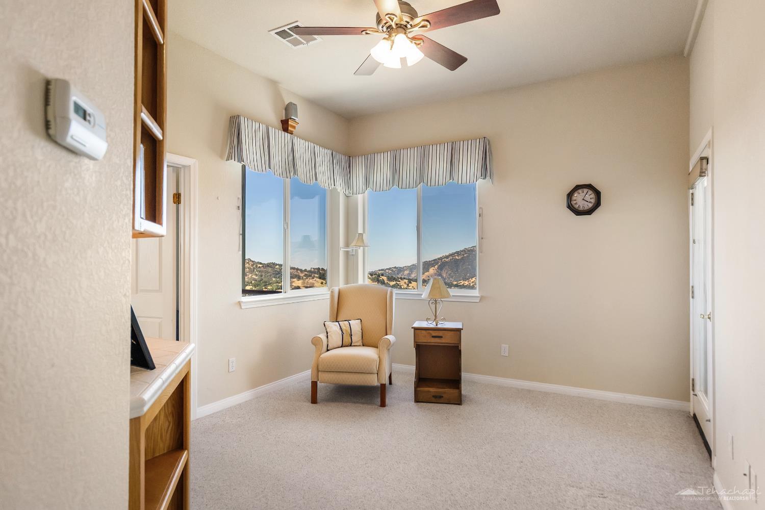 Fox Ridge Court photo 24
