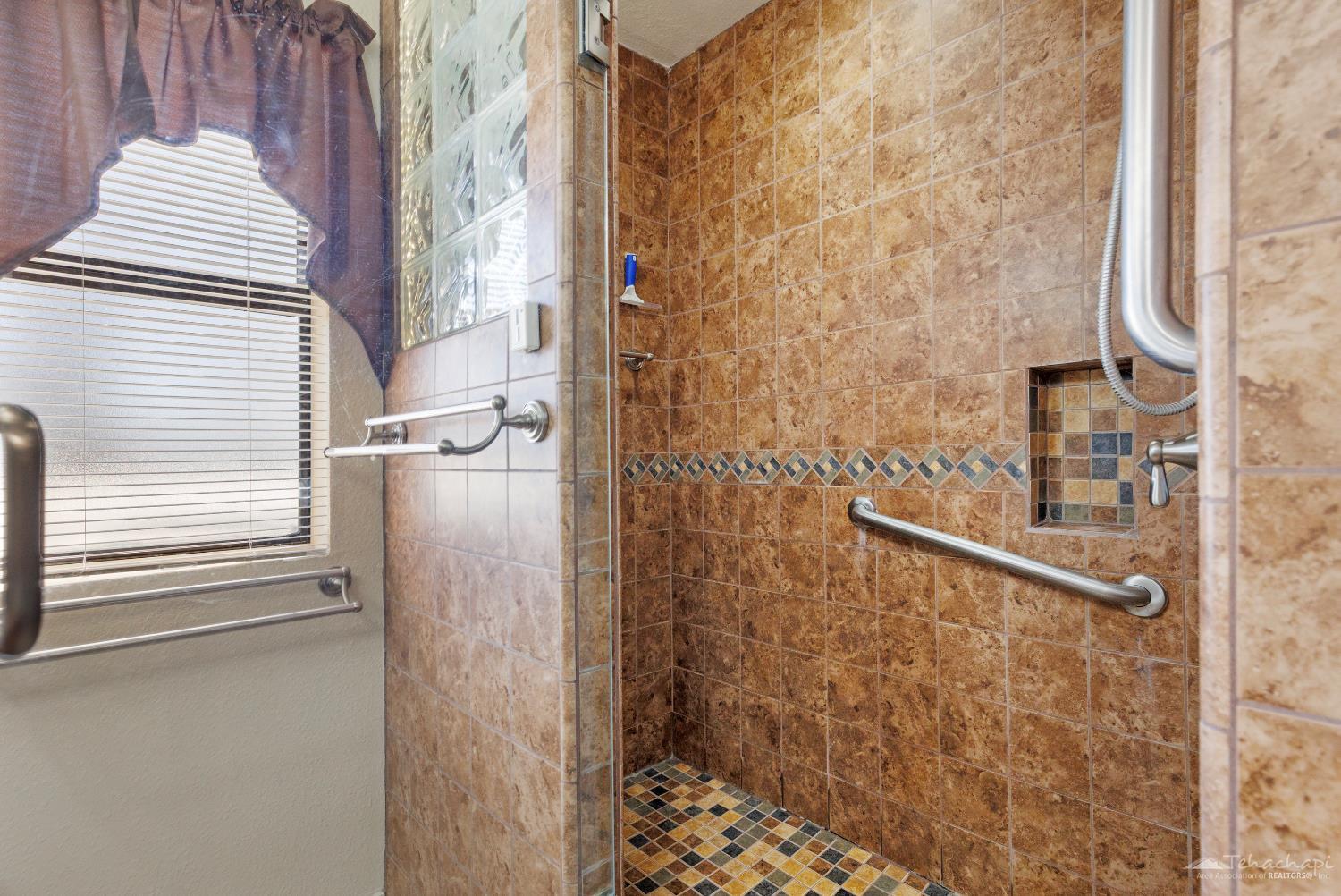 Parke Court photo 17