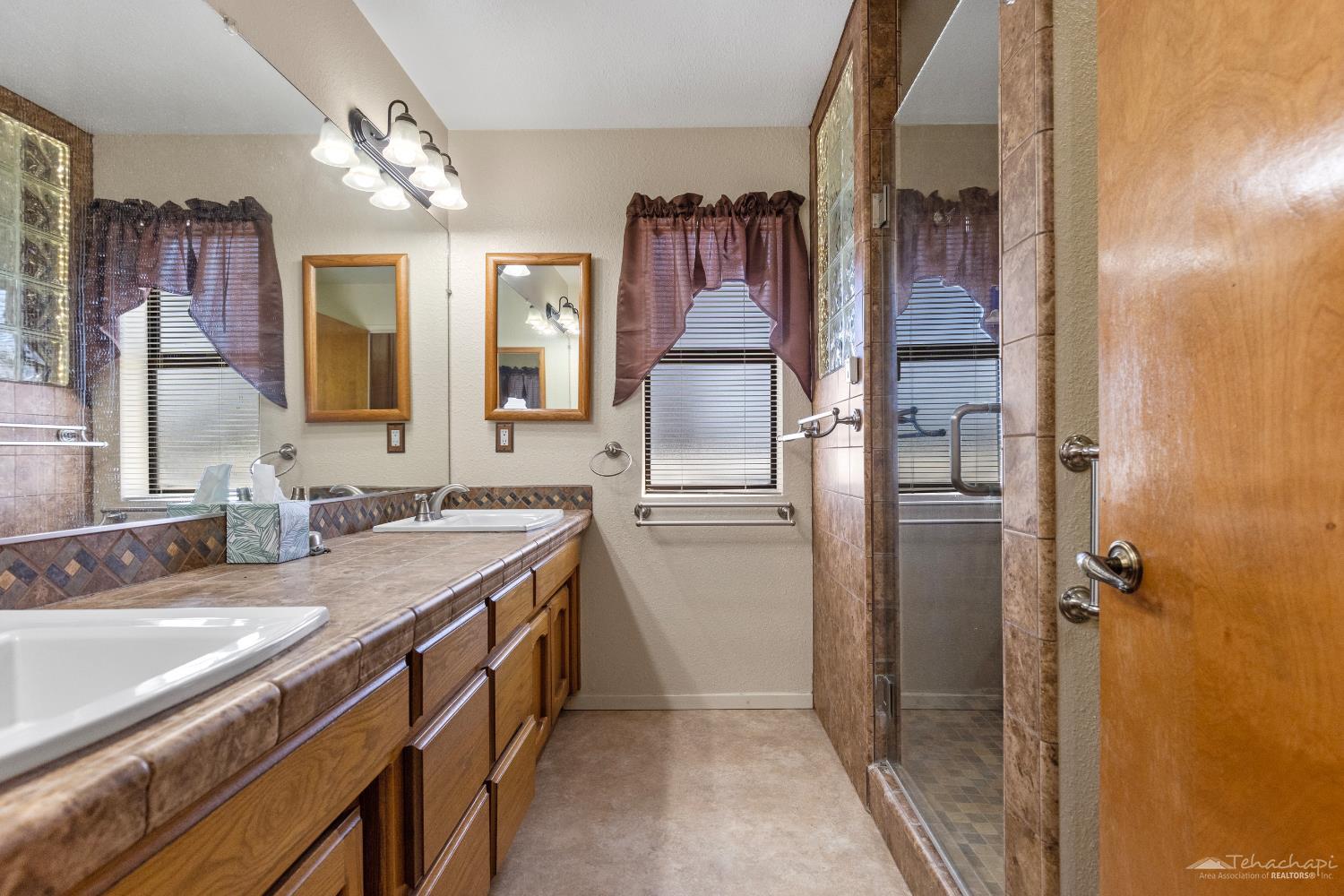 Parke Court photo 18