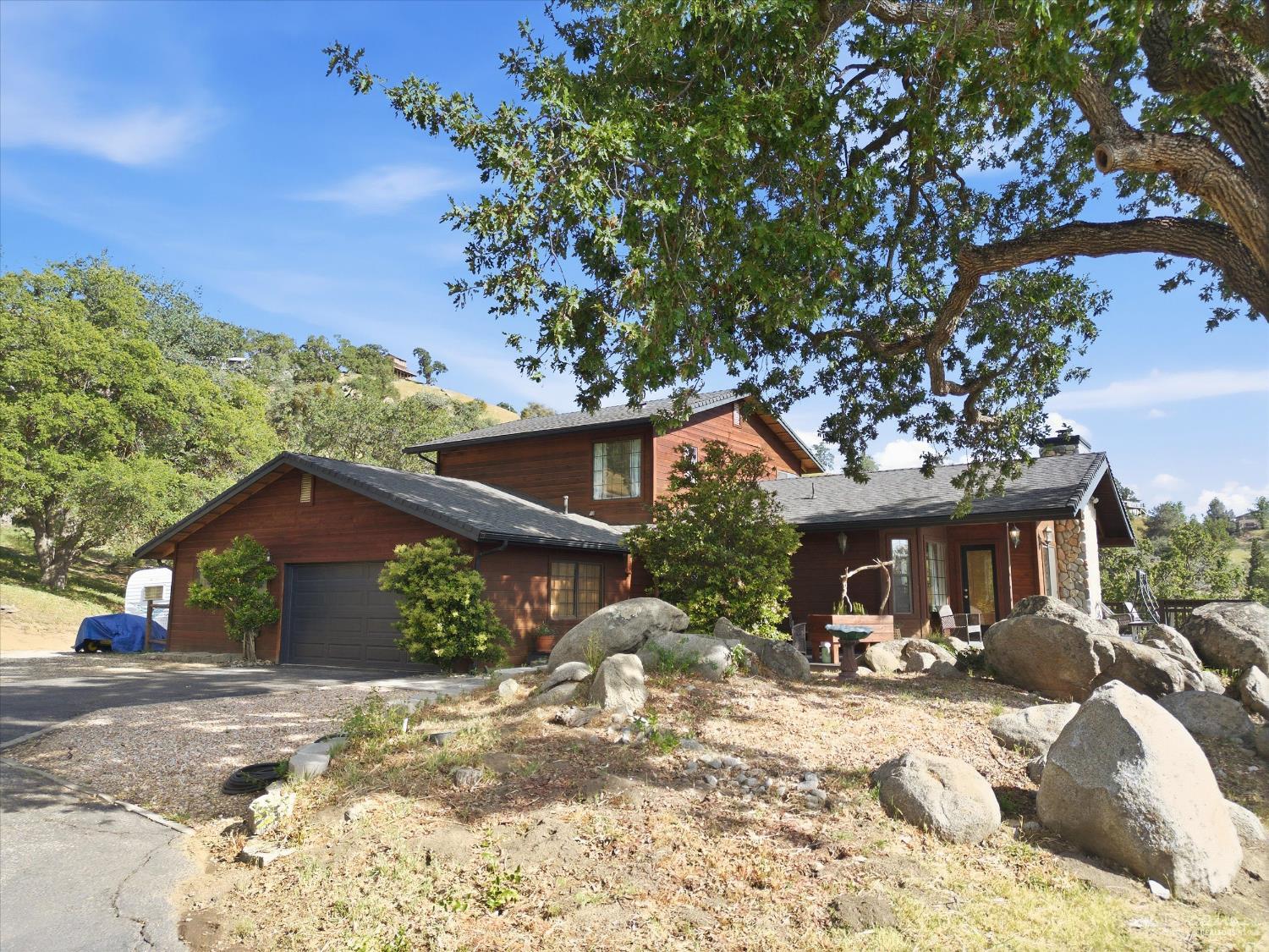 Oakflat Drive, Tehachapi