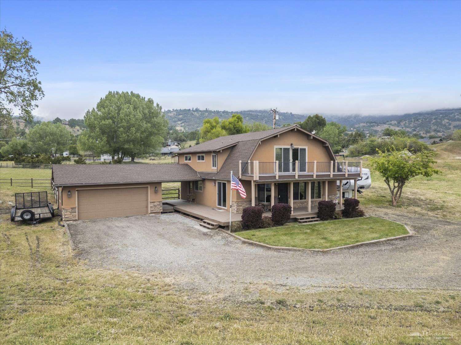 N Lower Valley Road photo 4