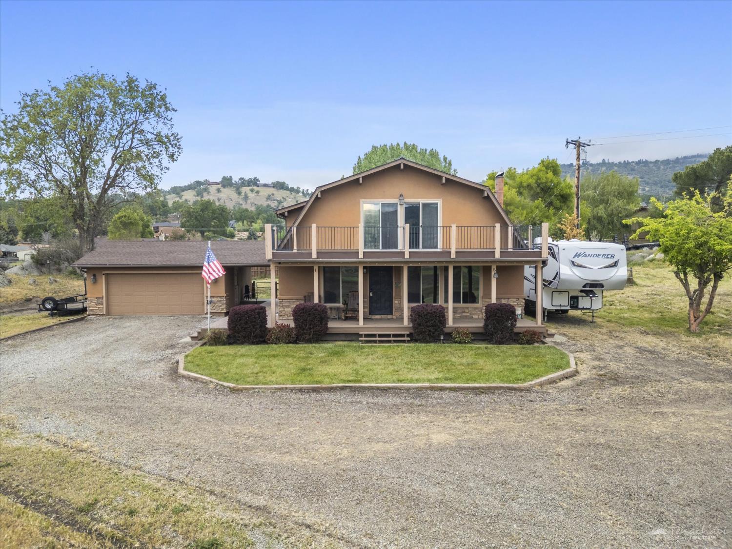 N Lower Valley Road photo 3