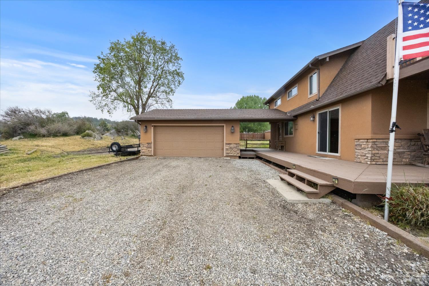 N Lower Valley Road photo 6