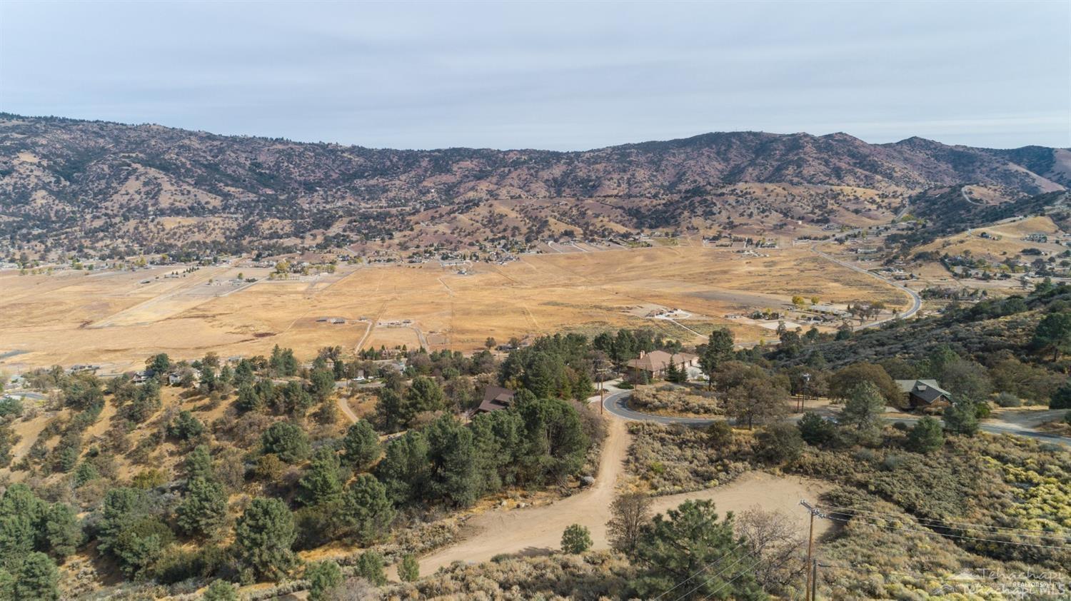 Saddleback Drive photo 12