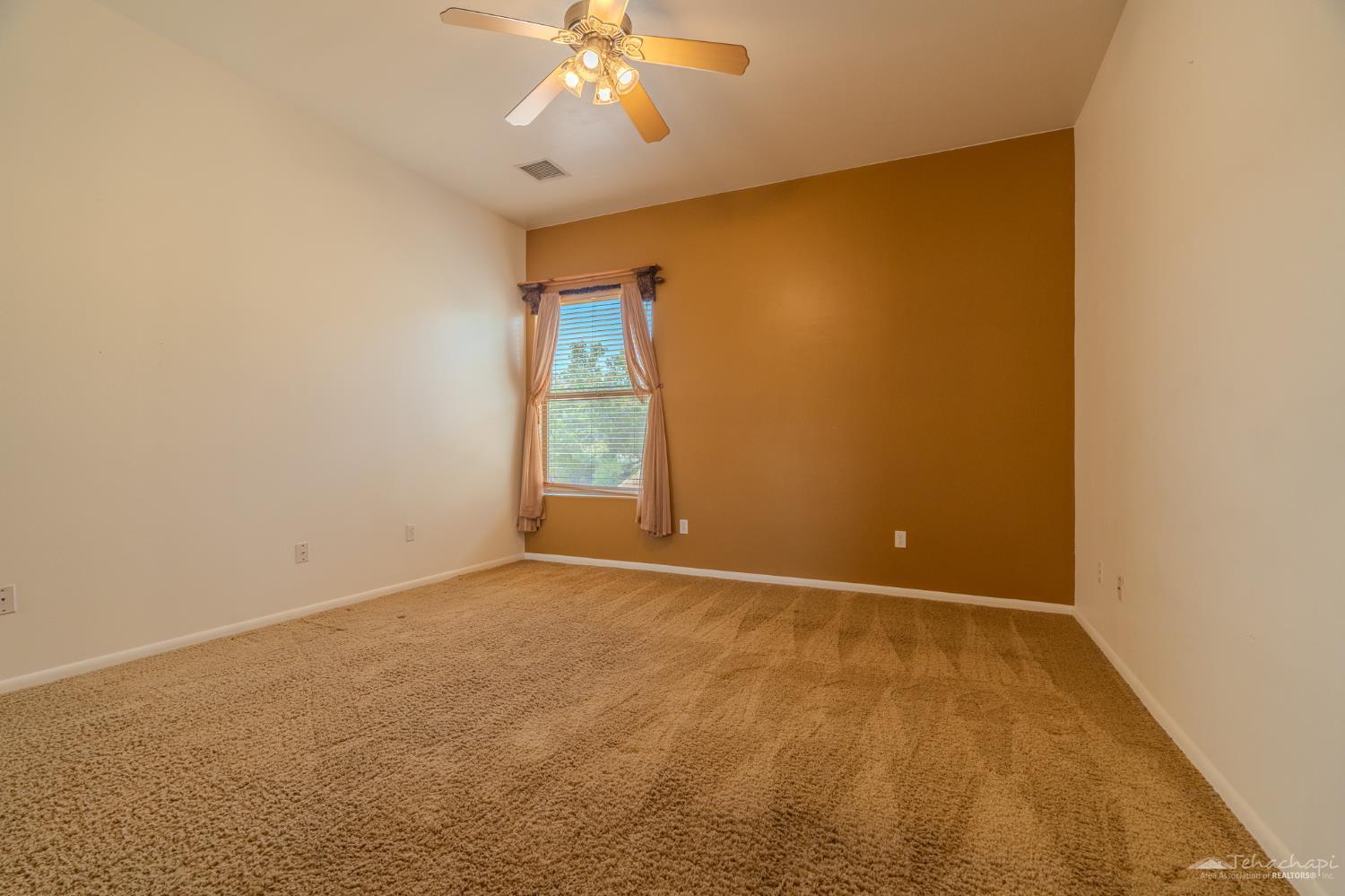 Birkdale Court photo 18