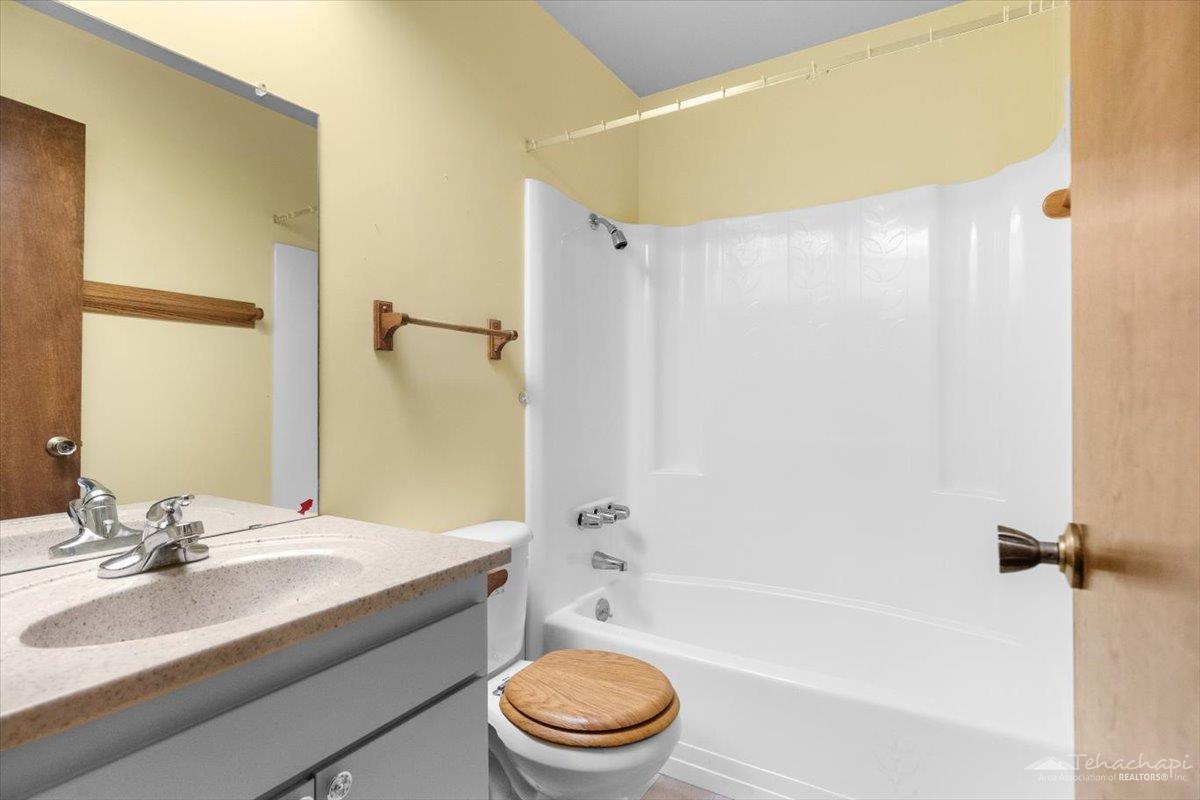 Bay Court photo 12