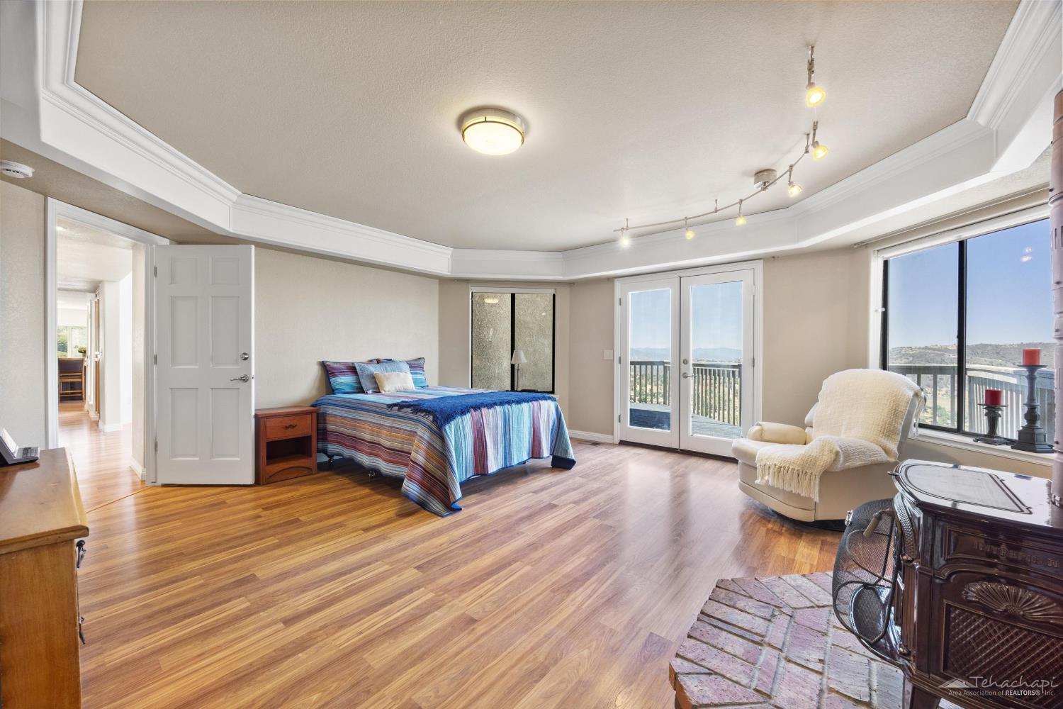 Jacaranda Drive photo 18