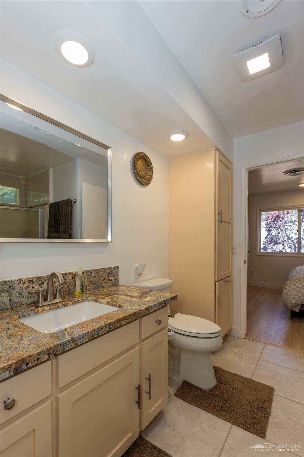 Woodview Court photo 21