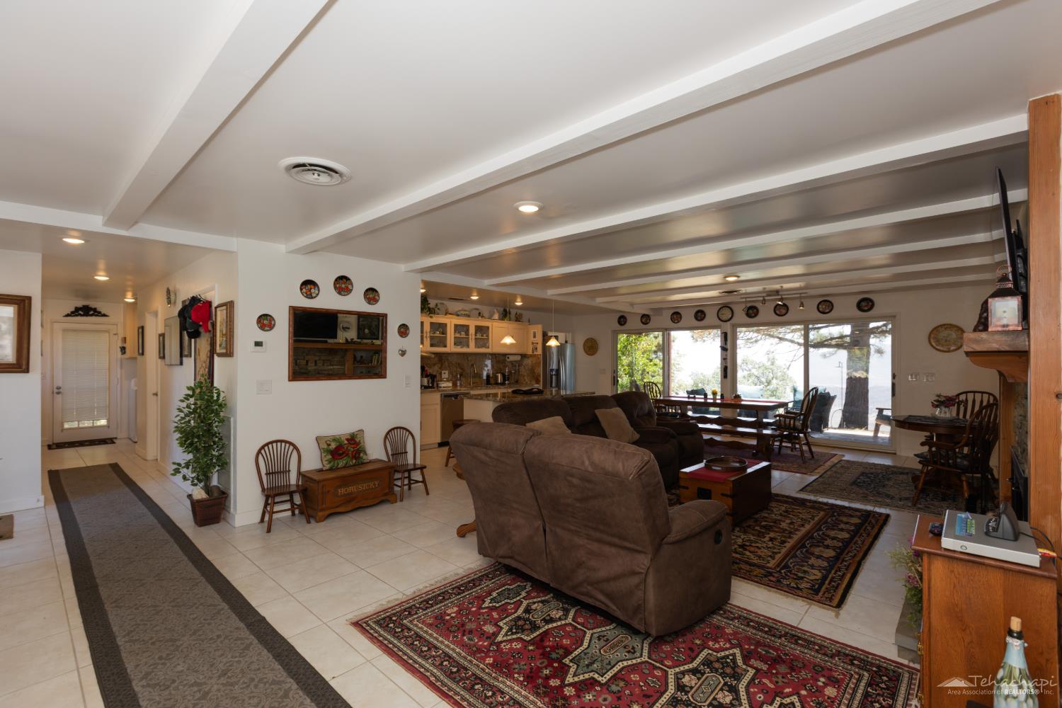 Woodview Court photo 15