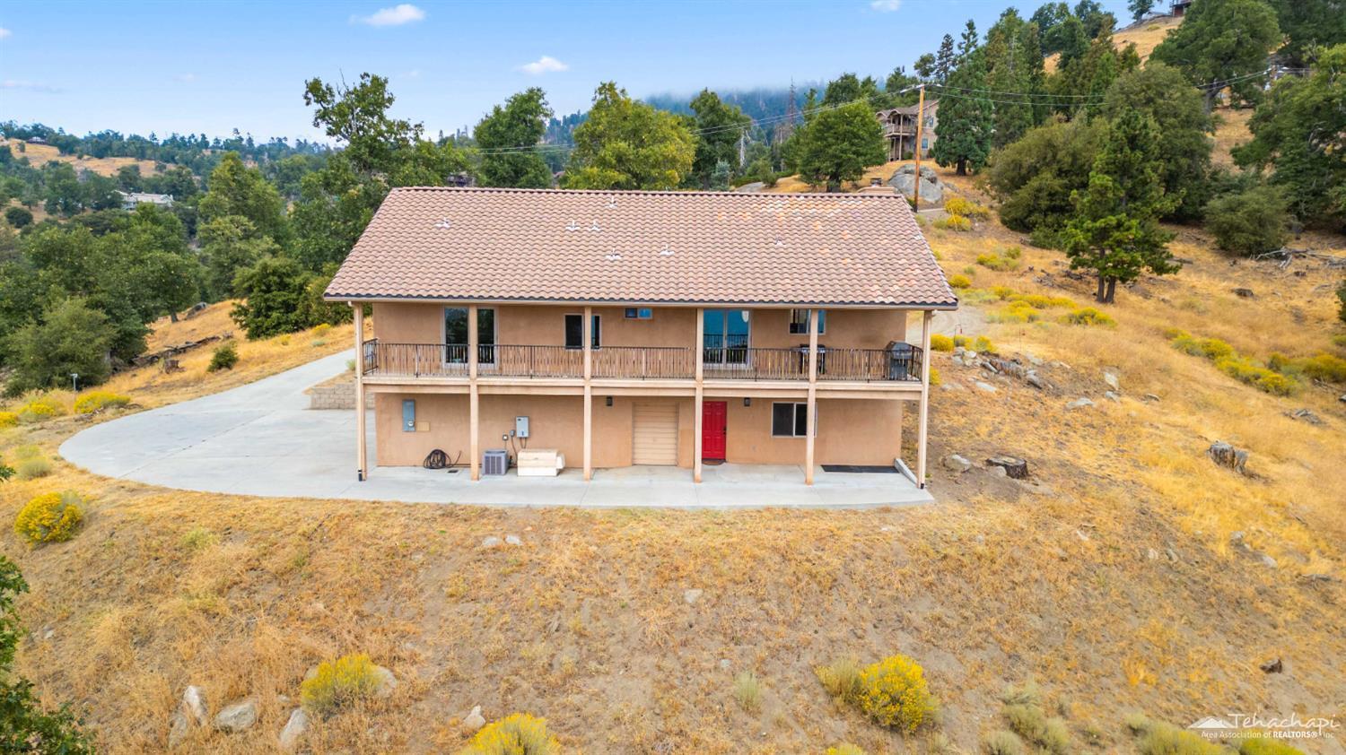 Goldspike Road photo 4