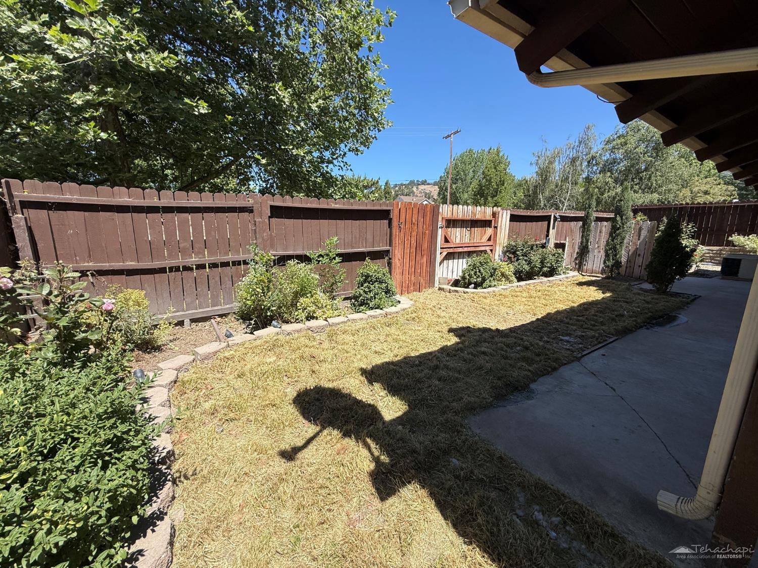 Meadow Lakes Drive photo 17