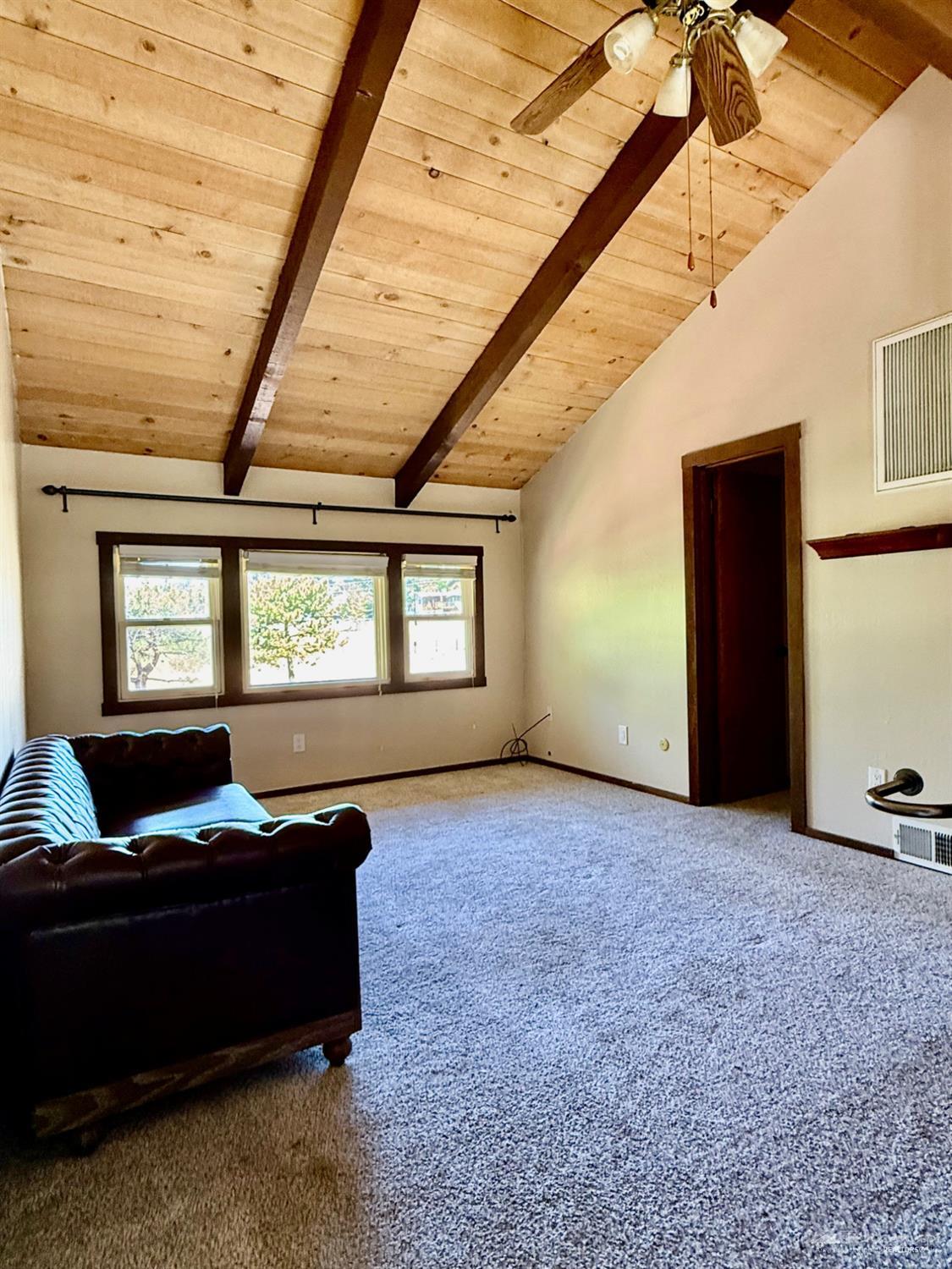 Meadow Lakes Drive photo 10