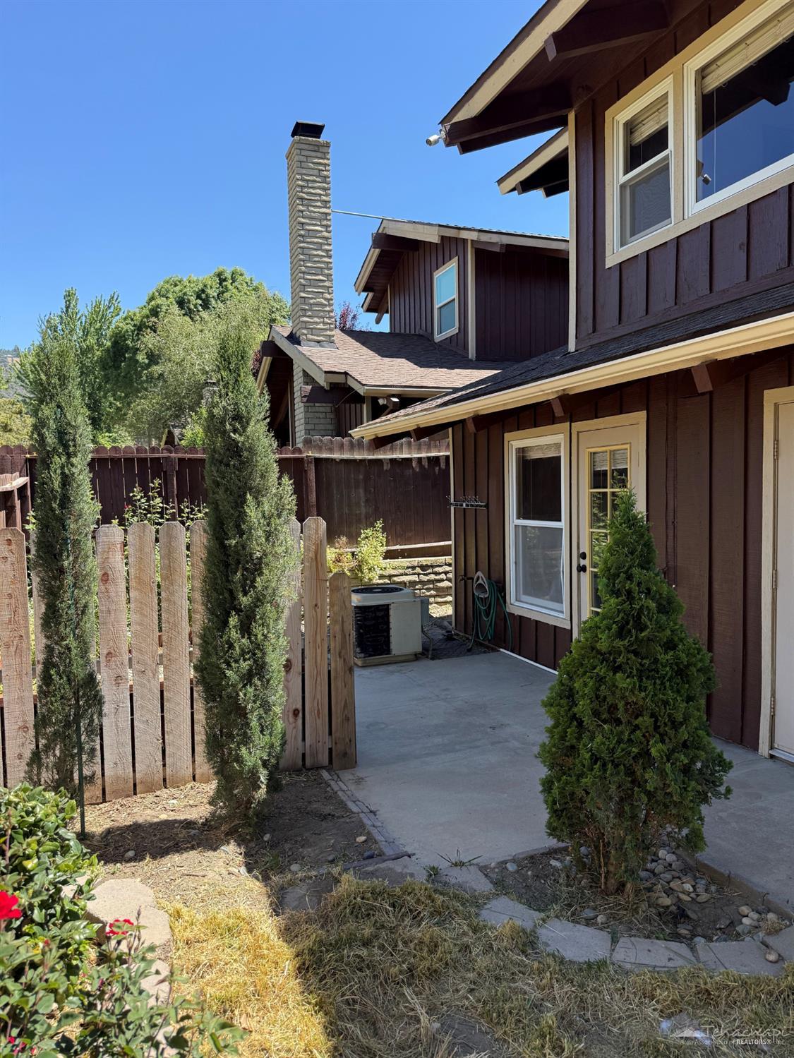 Meadow Lakes Drive photo 22