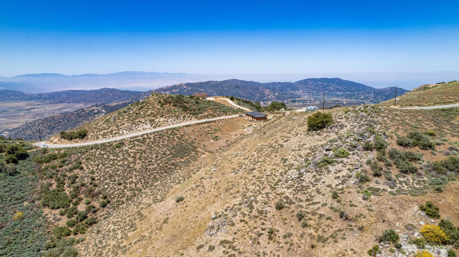 El Rancho Drive photo 11