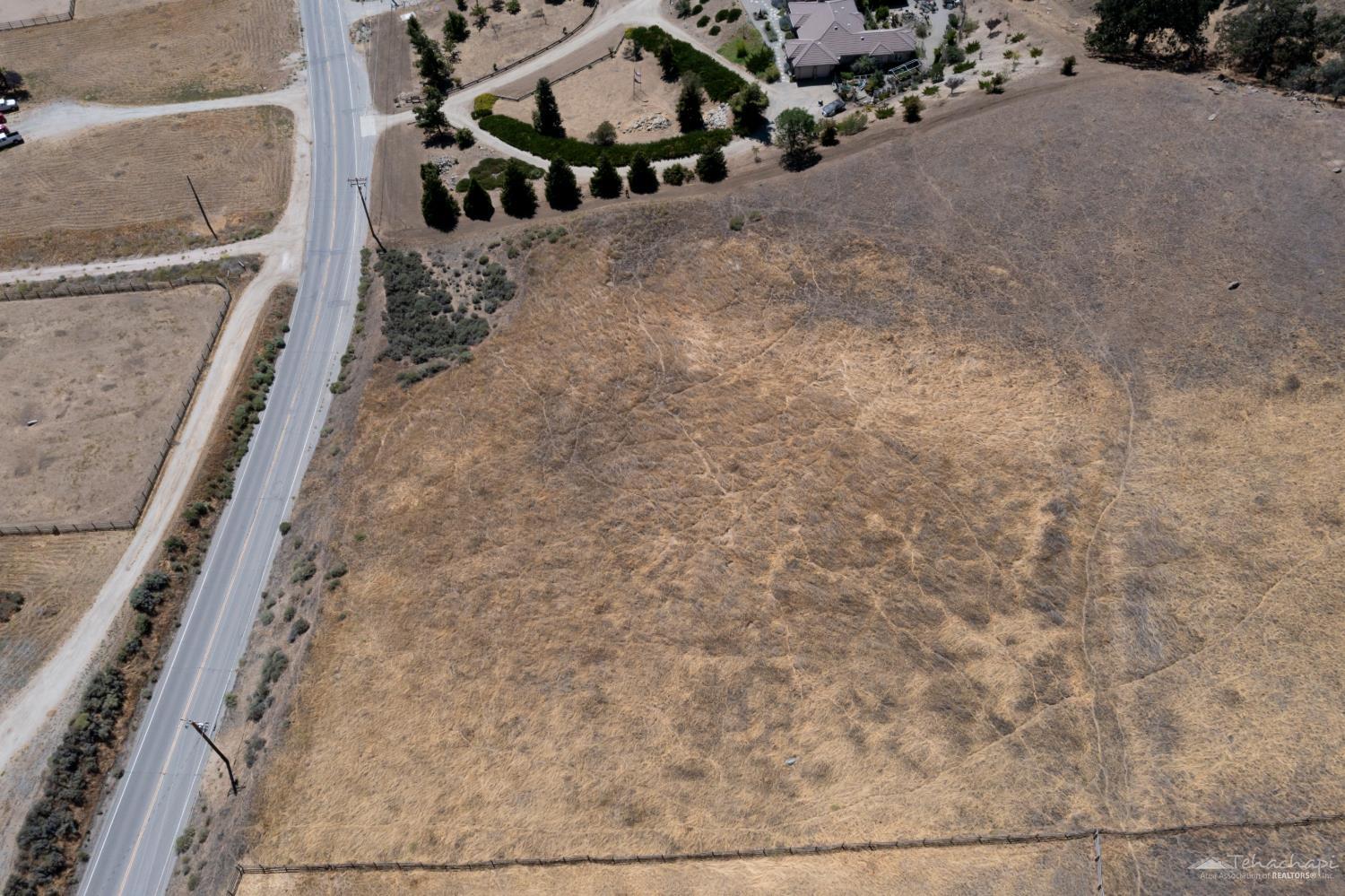 Cumberland Rd., Tehachapi