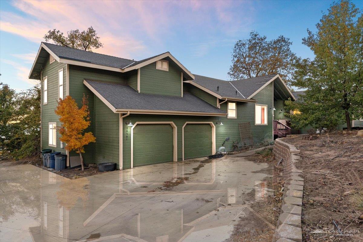 Goldspike Road photo 2