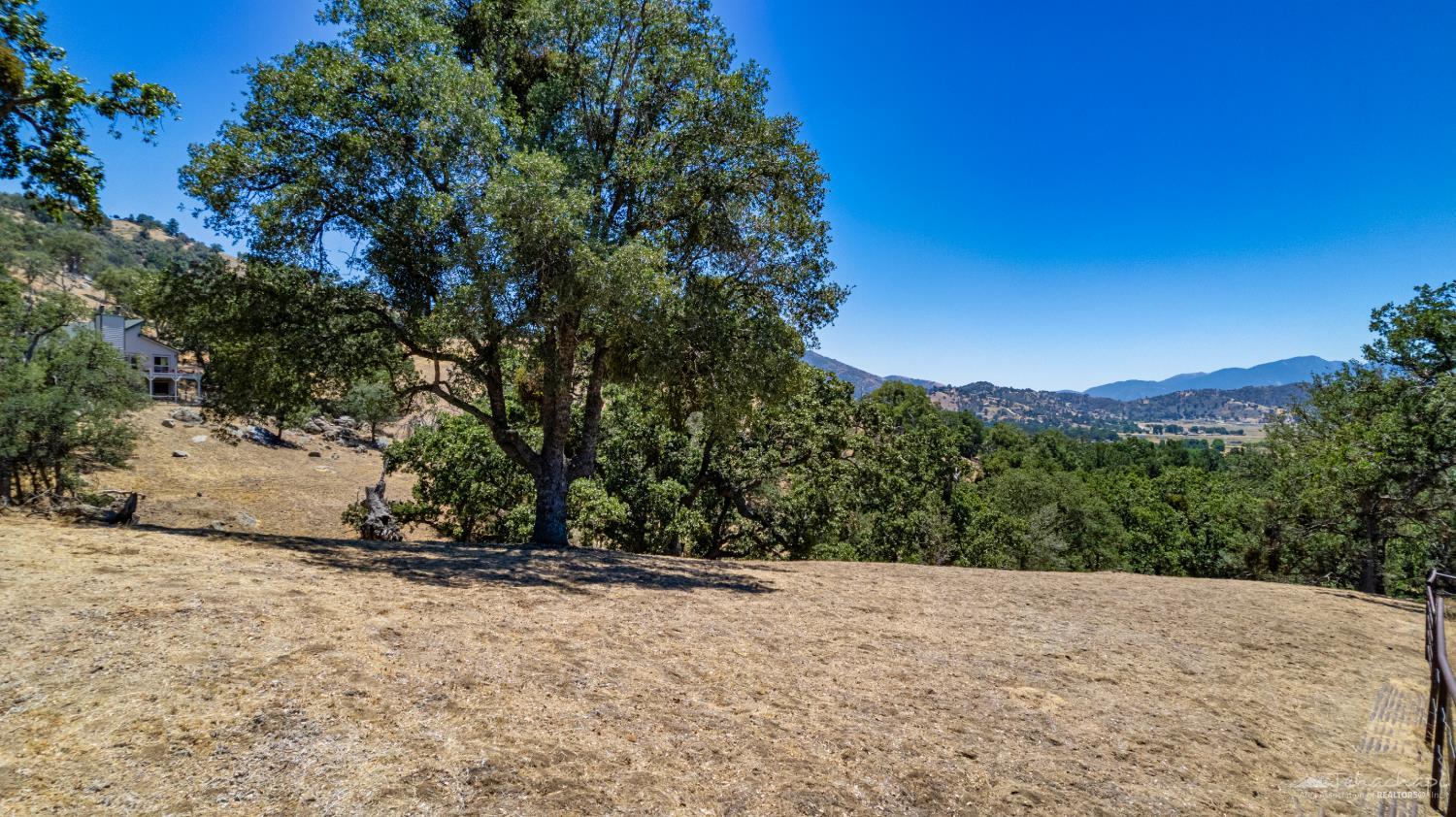 Deertrail Drive, Bear Valley Springs