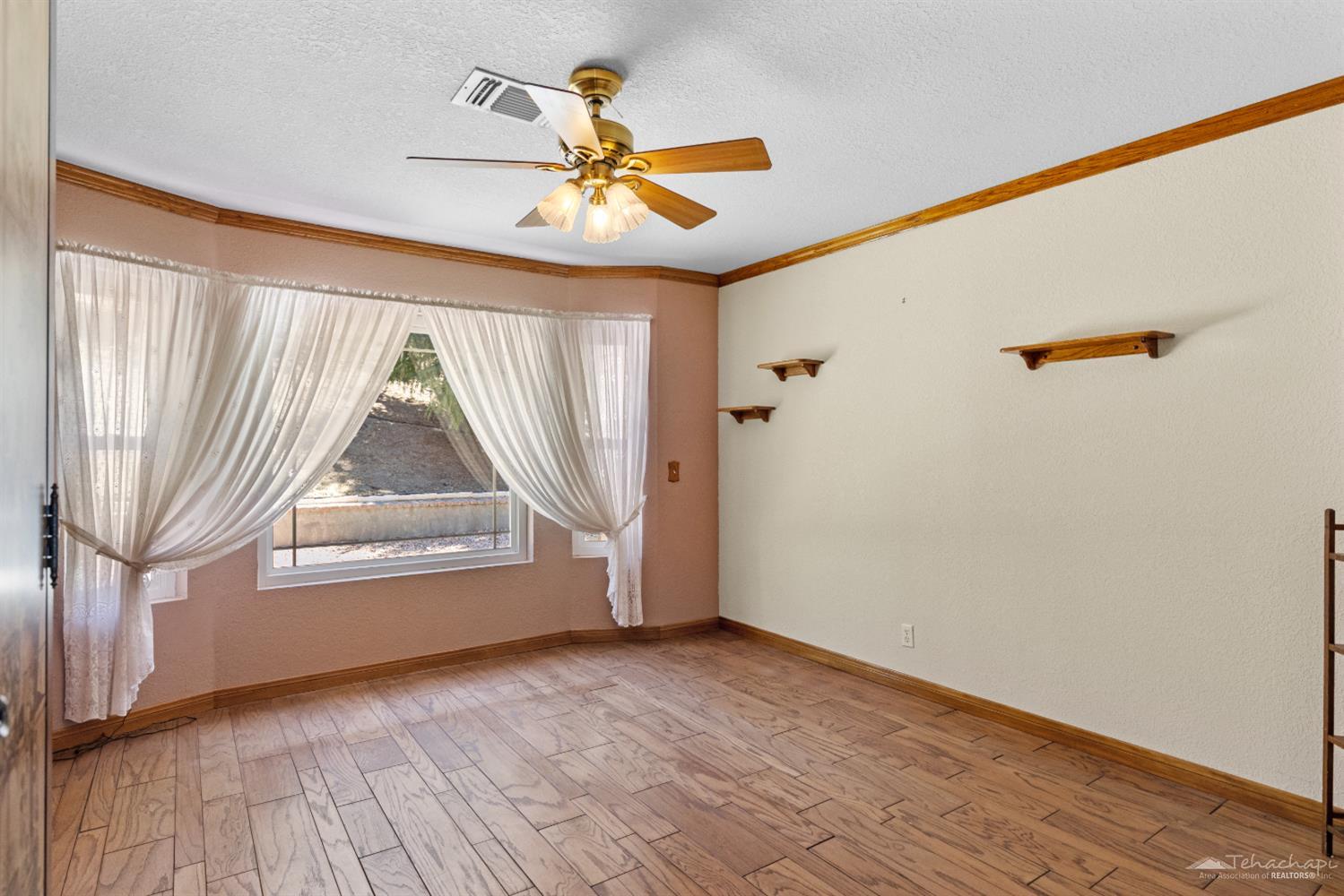 Horsethief Drive photo 11