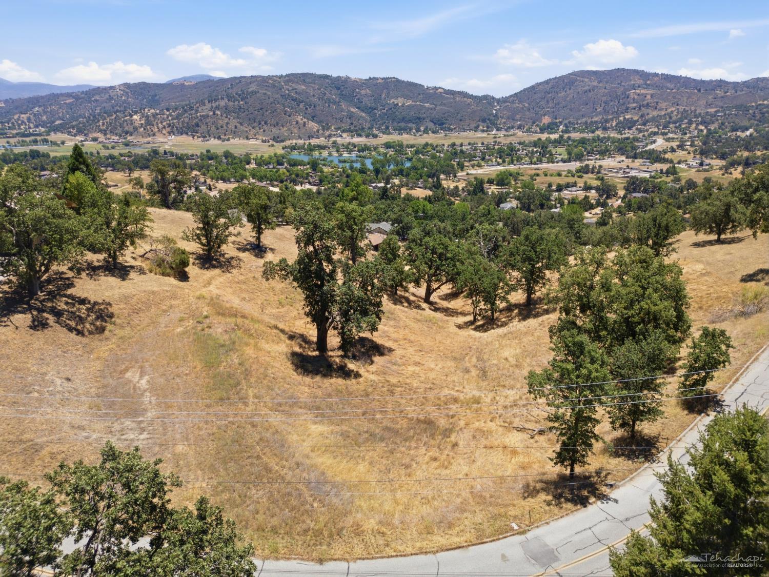 Rolling Oak Drive, Tehachapi