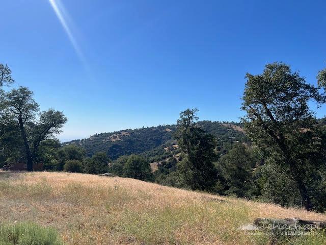 Springwood Court, Tehachapi