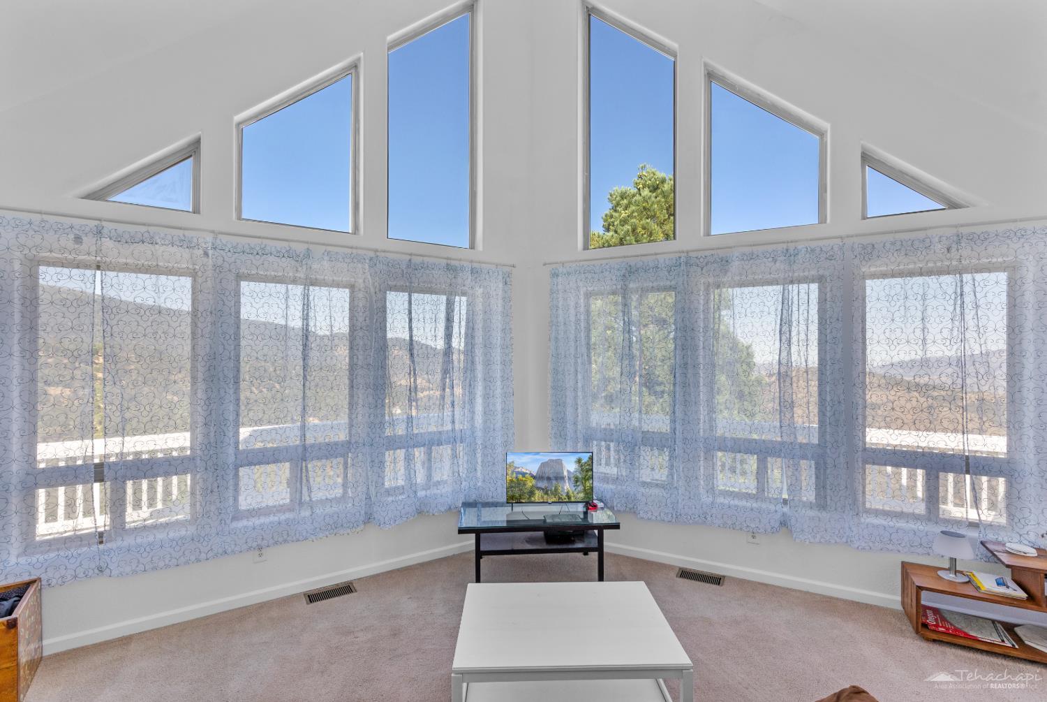 Matterhorn Drive photo 15