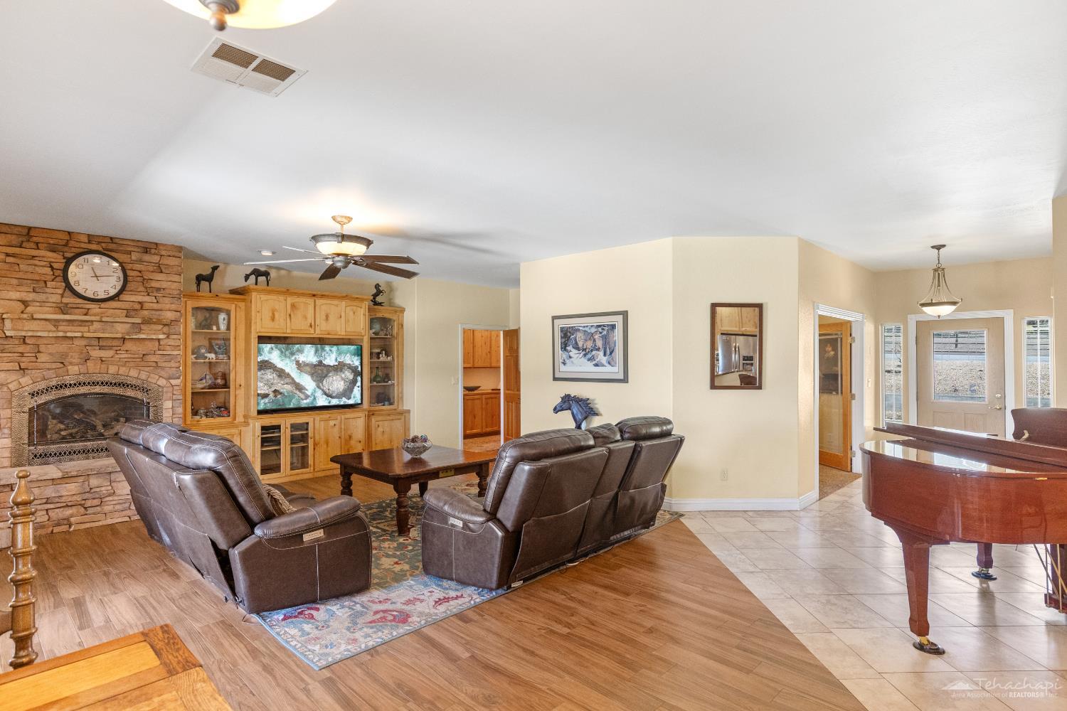 Kelso Drive photo 20