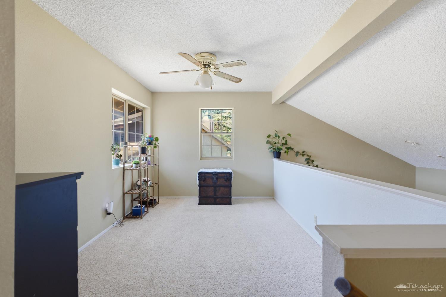 Glenview Court photo 15
