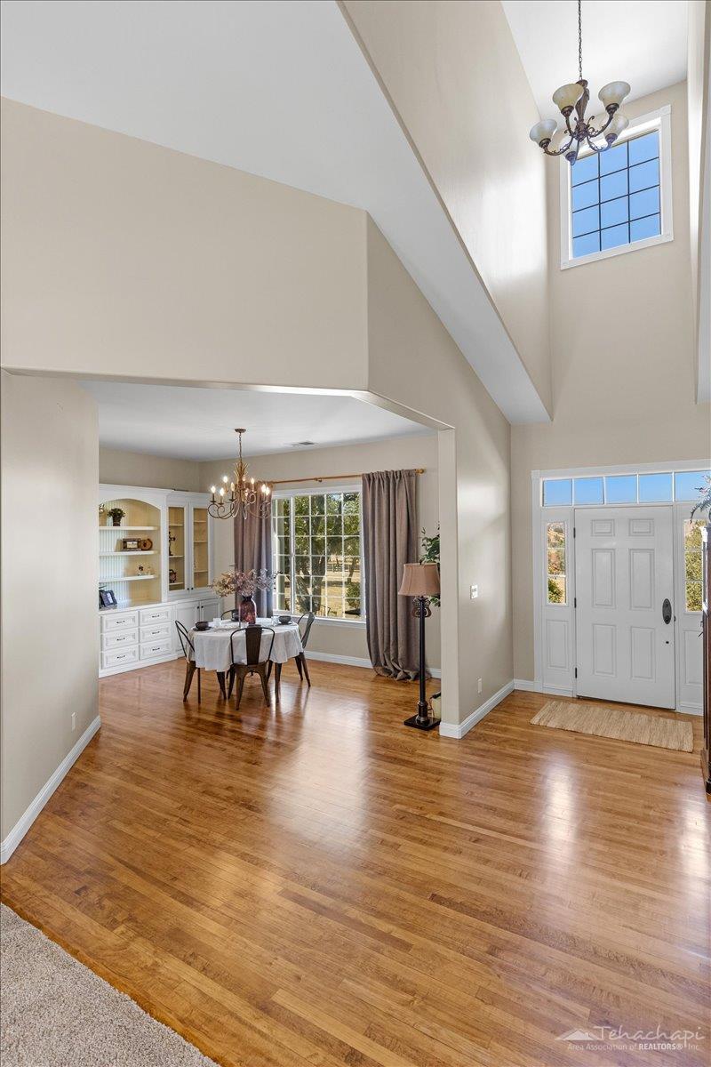 Valley Oak Road photo 9