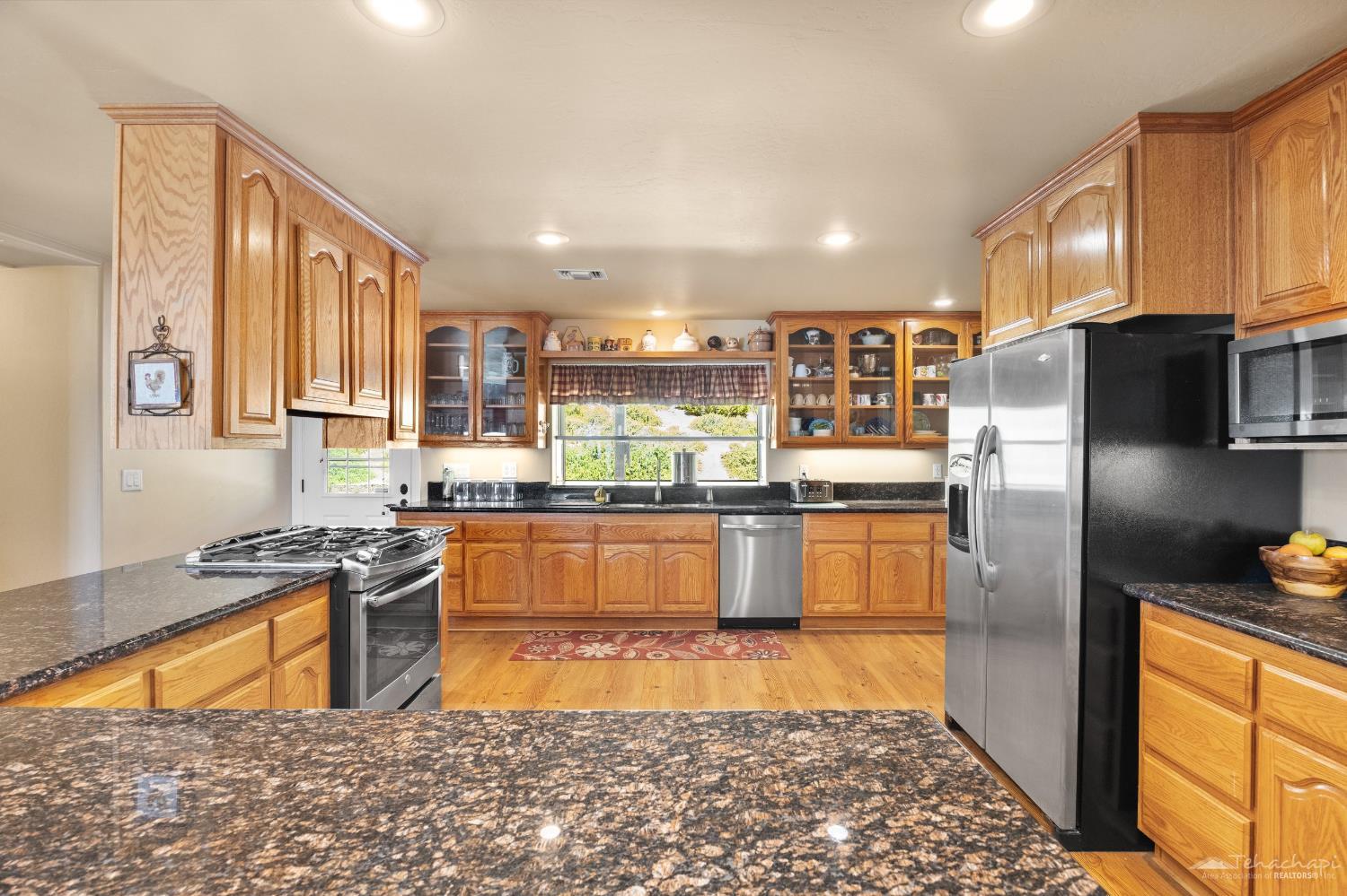 Greenhorn Court photo 16