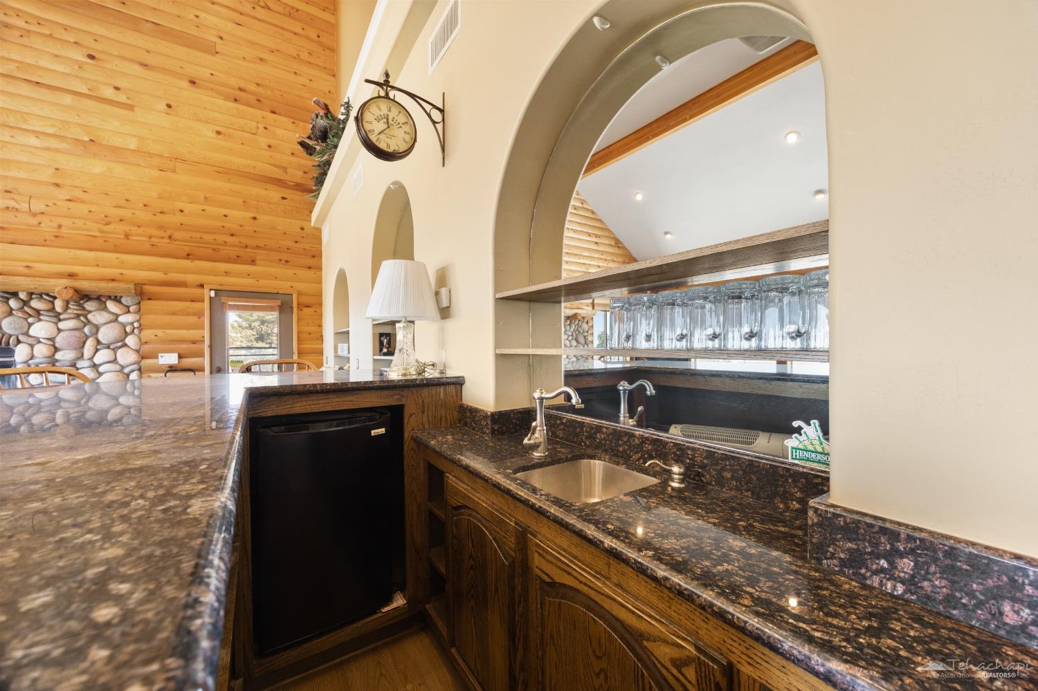 Greenhorn Court photo 14