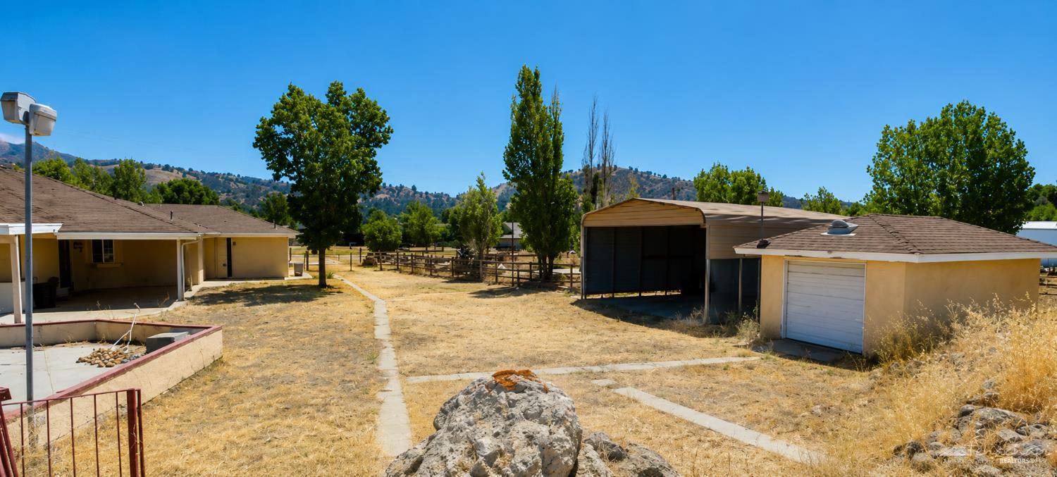 Burlingame Court photo 15