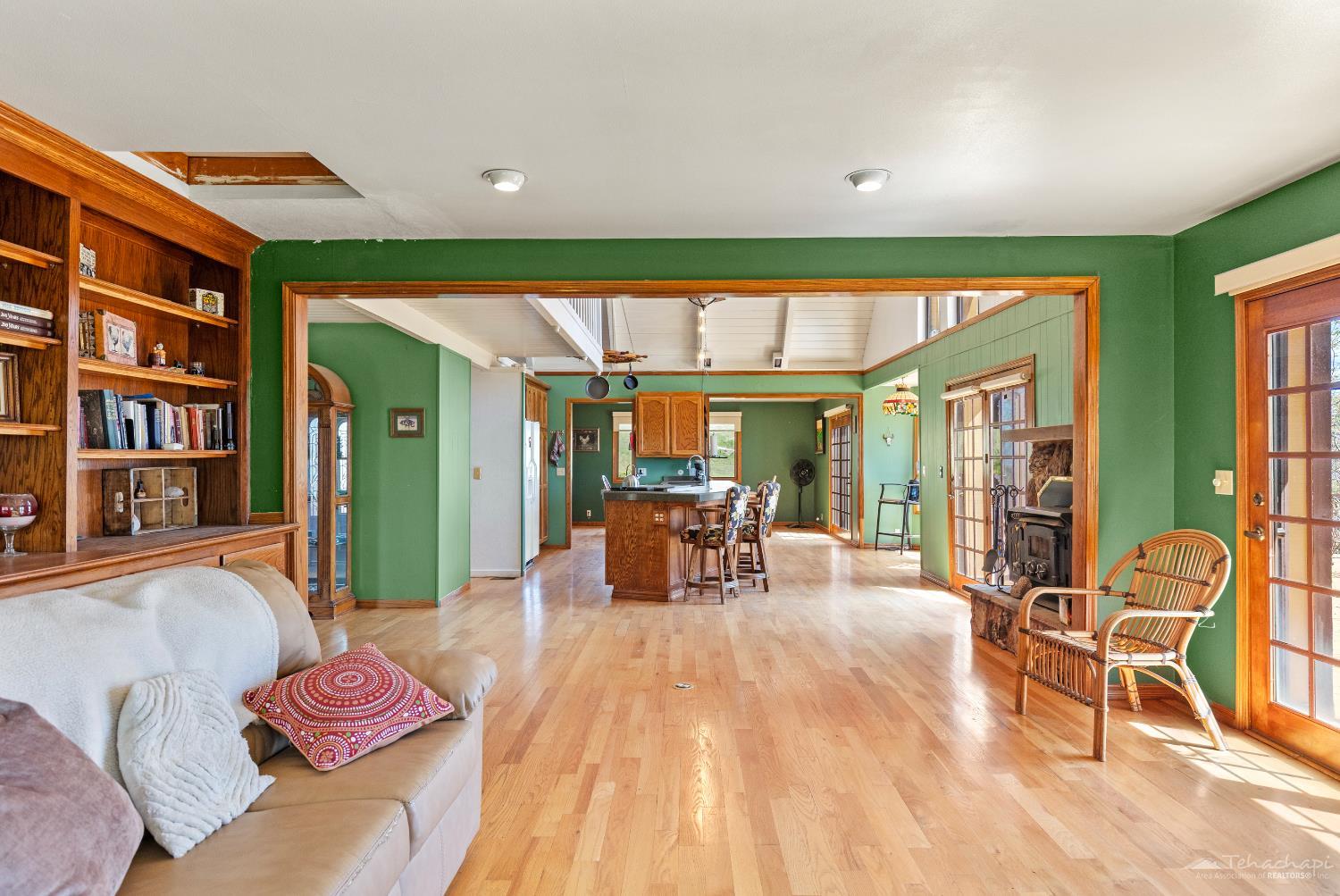 Deertrail Drive photo 8