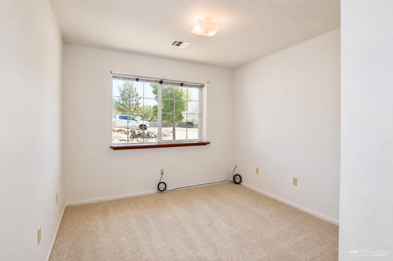Burlingame Court photo 10