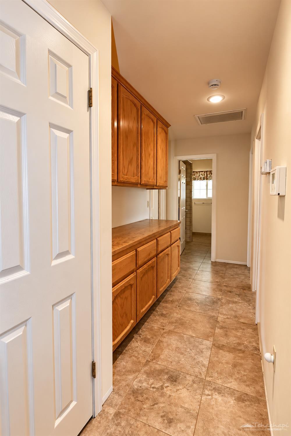 Burlingame Court photo 8