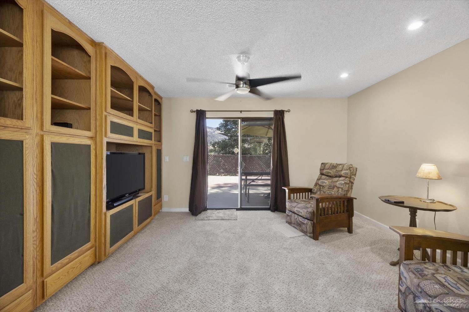 Pinedale Drive photo 18