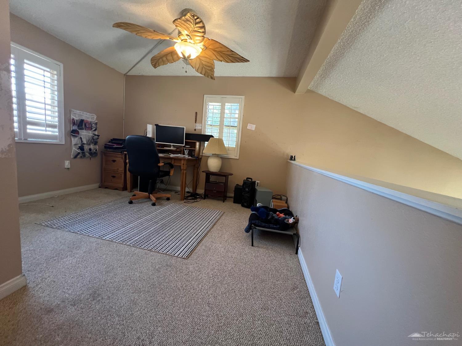 Glenview Court photo 20