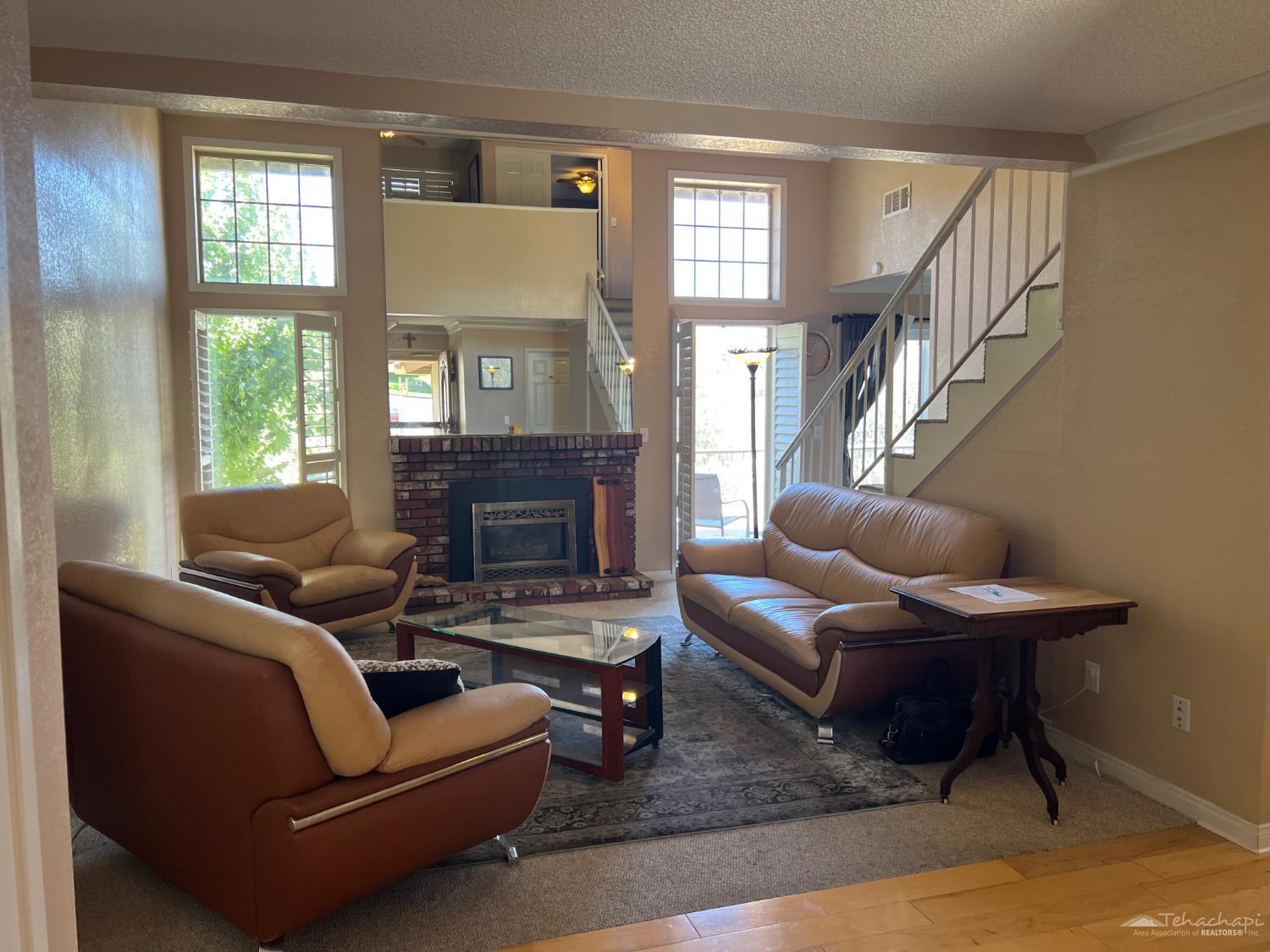 Glenview Court photo 11