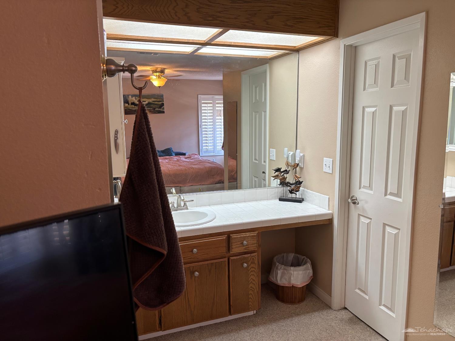 Glenview Court photo 23