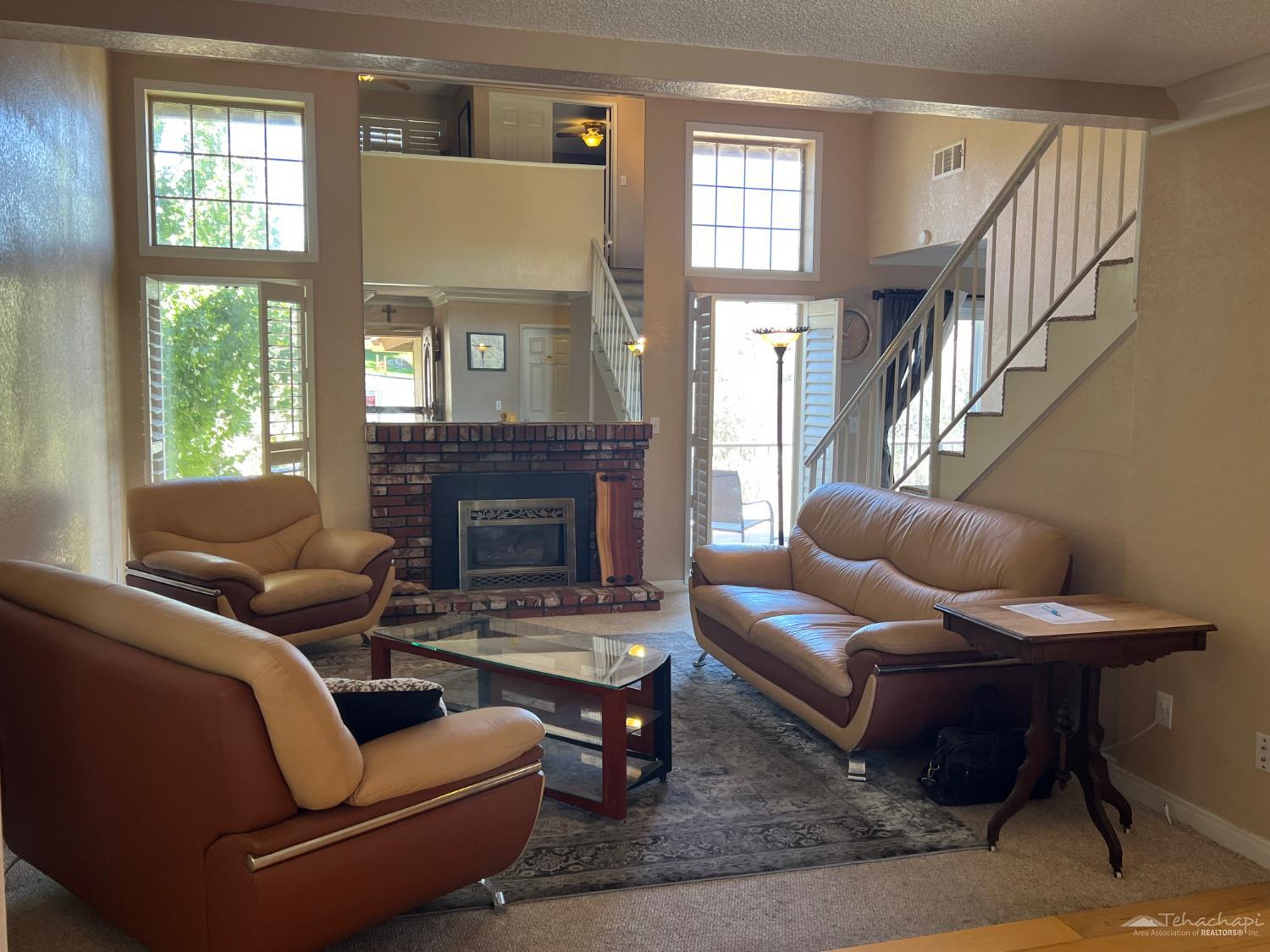 Glenview Court photo 12