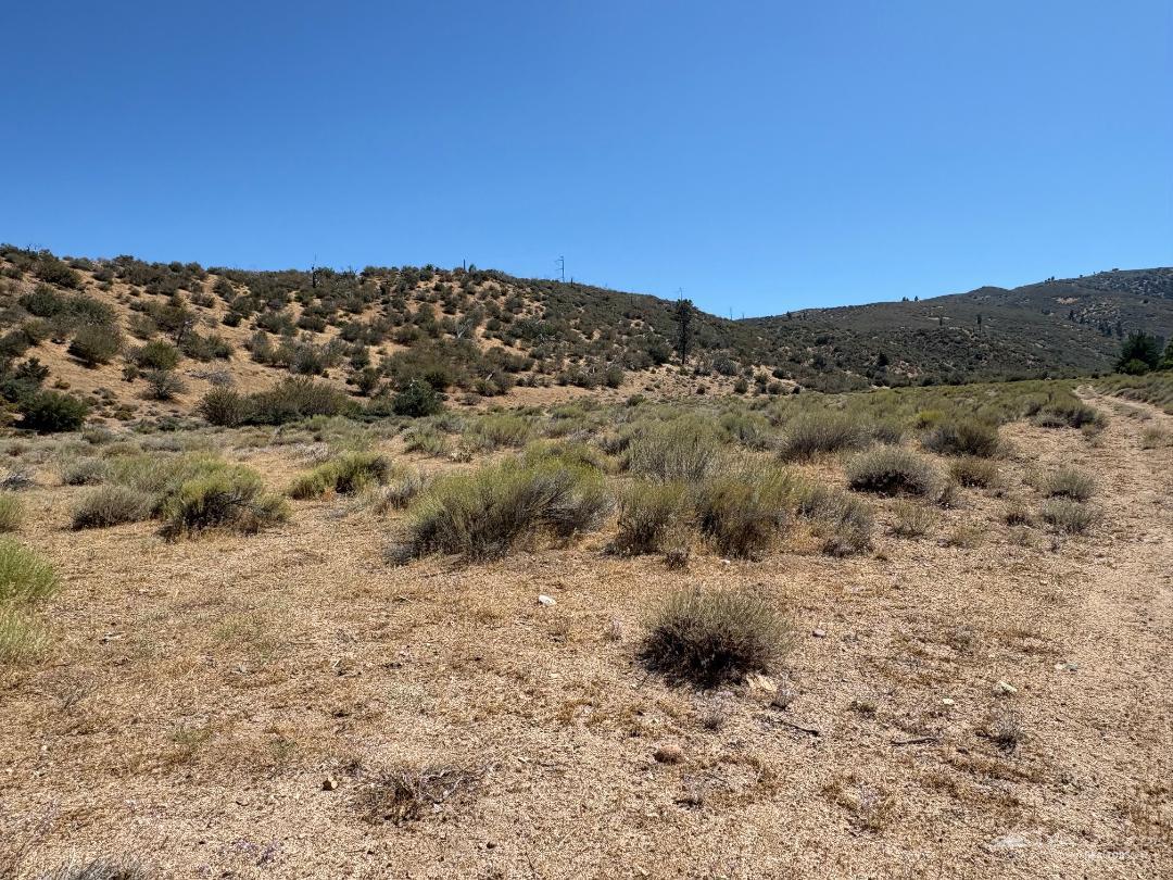 Mendiburu Canyon Road photo 3