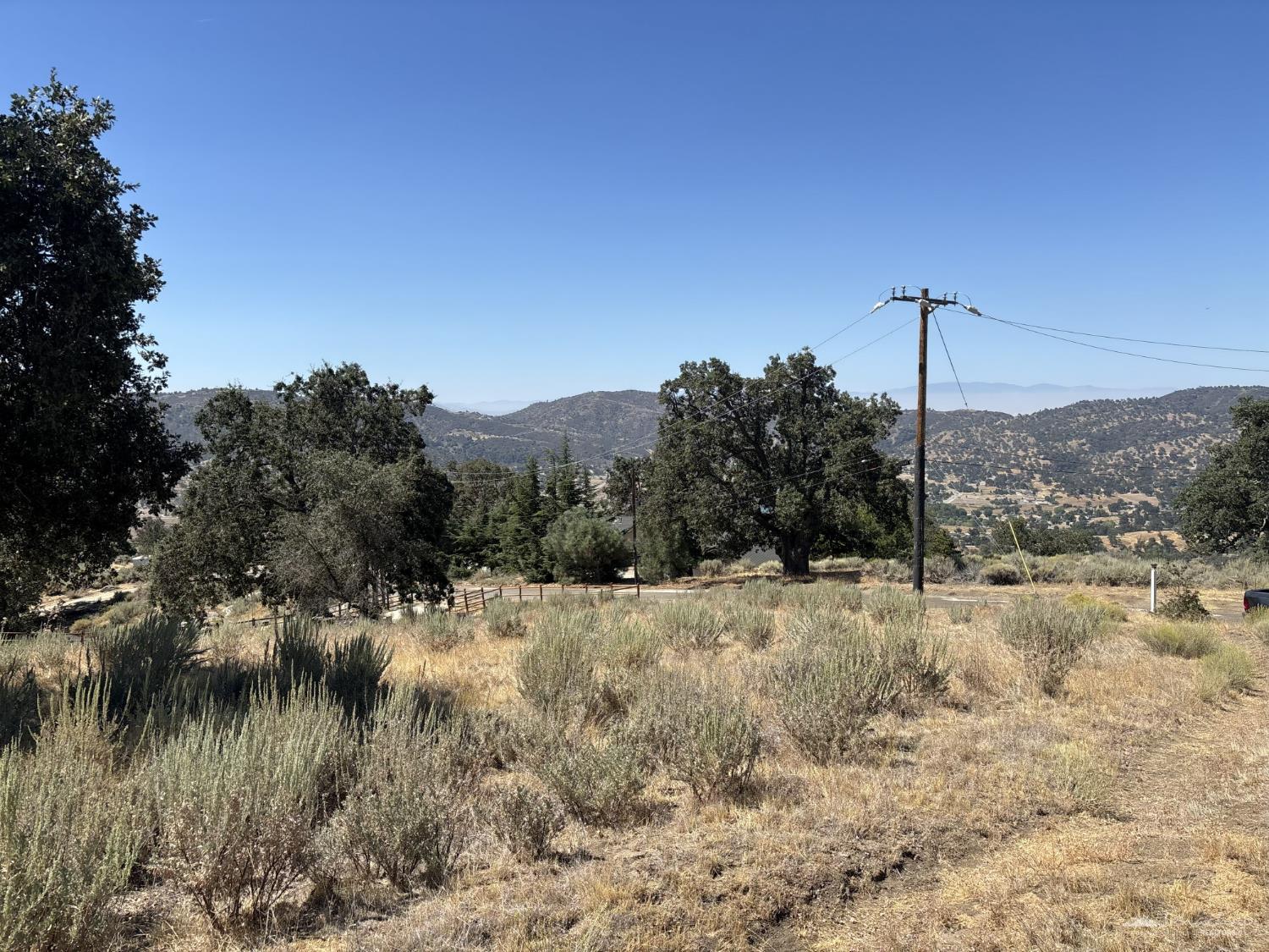 Canonero Court, Tehachapi