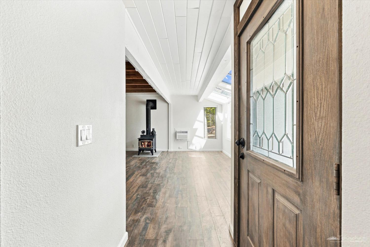 St. Moritz Drive photo 9