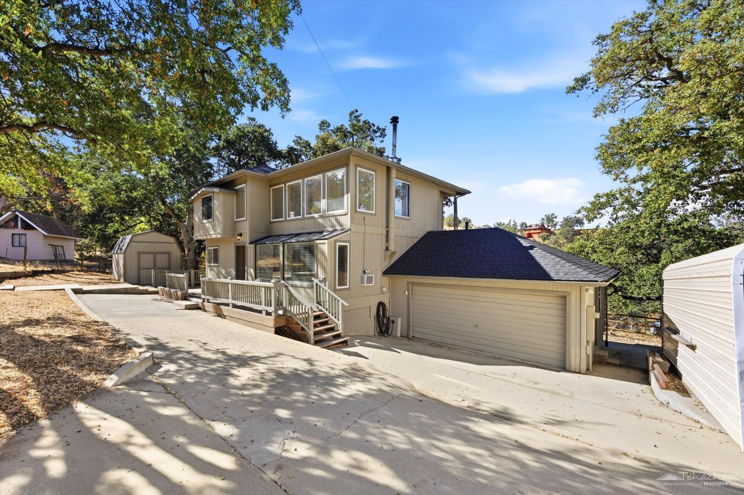 St. Moritz Drive photo 2