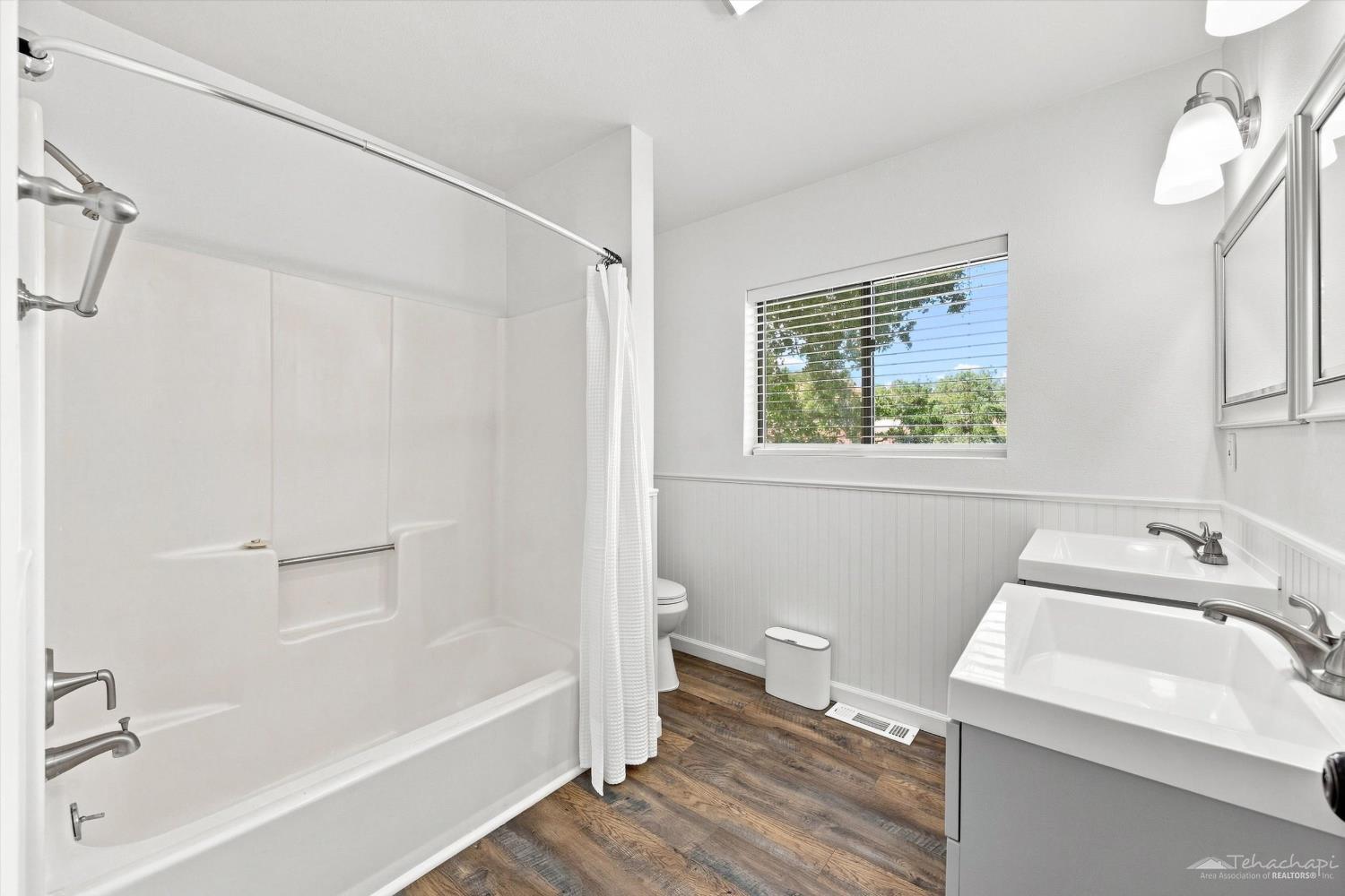 St. Moritz Drive photo 24