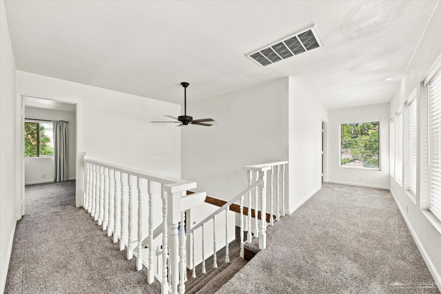 St. Moritz Drive photo 15