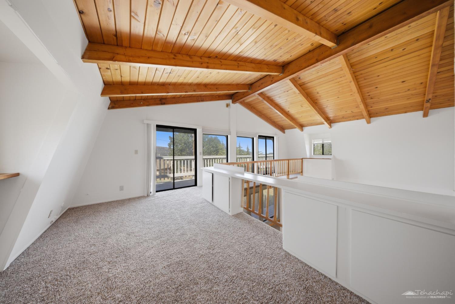 Oakflat Drive photo 21